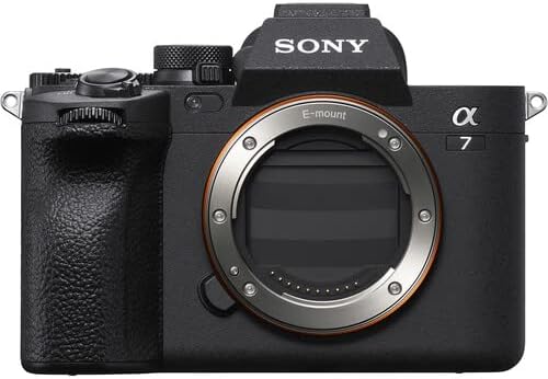 Sony о7 IV Mirrorless Дигитална Камера со 28-70mm Леќа Видео Пакет + LED Светло во Видео + Микрофон + Екстремна Брзина 64GB Меморија(20pc