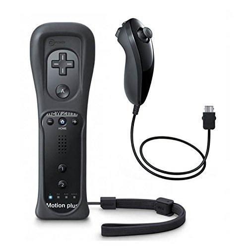 Нови 2in1 Изграден во Движење Плус Далечински и Nunchuck Контролер за Nintendo Wii и Wii U и Мини Wii со Силикон Случај на Кожата(Црна)